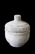 Urn steen robuust kaal hoog